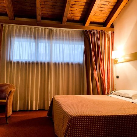 Eurohotel Palace Maniago Zewnętrze zdjęcie