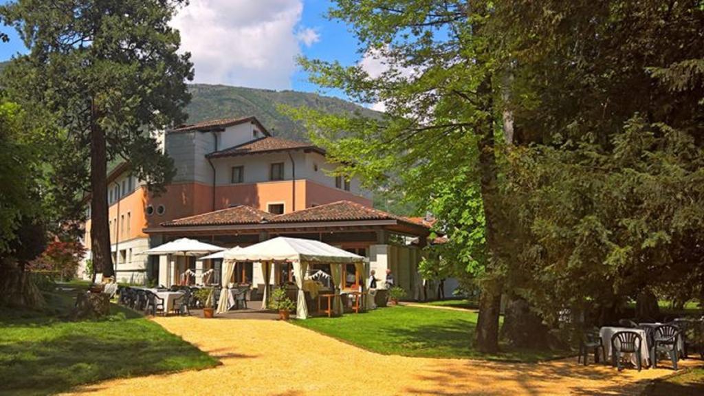 Eurohotel Palace Maniago Zewnętrze zdjęcie