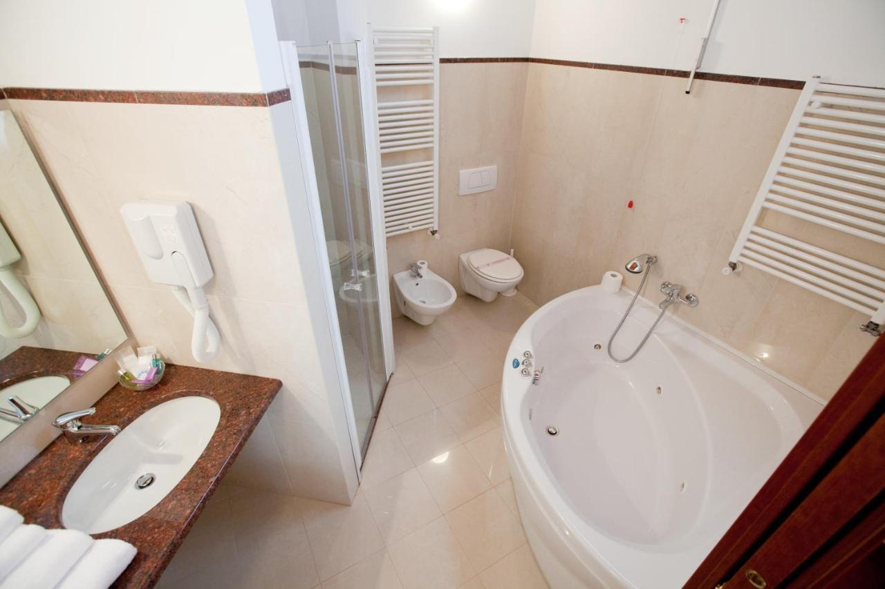 Eurohotel Palace Maniago Zewnętrze zdjęcie